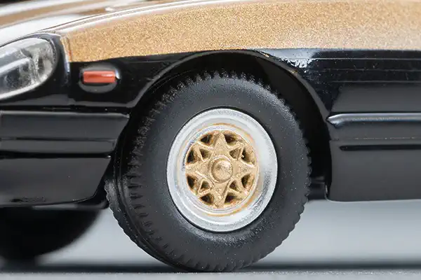 Tomica Limited Vintage Neo Movie Stars 01 - Seibu Keisatsu | Super Z / Daimon Keisuke